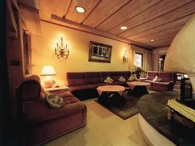 Kronenhotel Зеефельд в Тироле