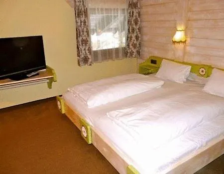 Bed and breakfast Kronenhotel 3*